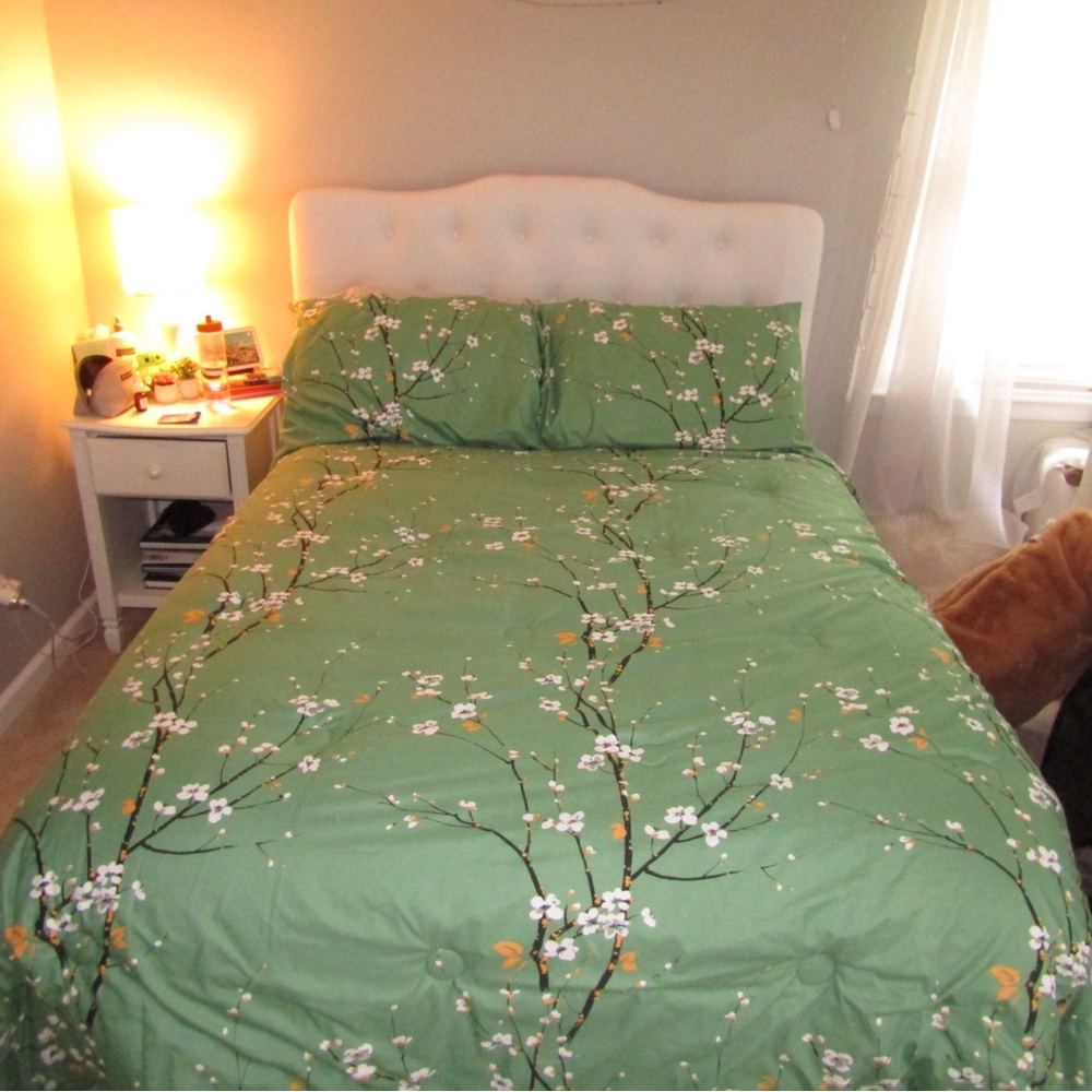 Full size bed comforter green with flowers
